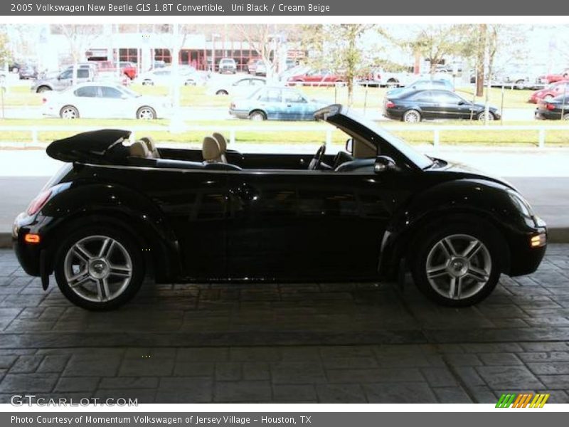 Uni Black / Cream Beige 2005 Volkswagen New Beetle GLS 1.8T Convertible