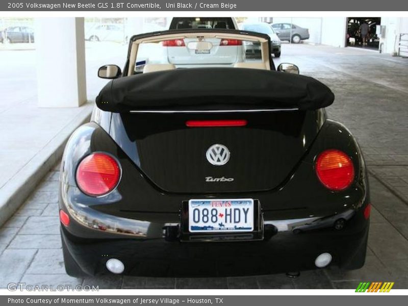 Uni Black / Cream Beige 2005 Volkswagen New Beetle GLS 1.8T Convertible