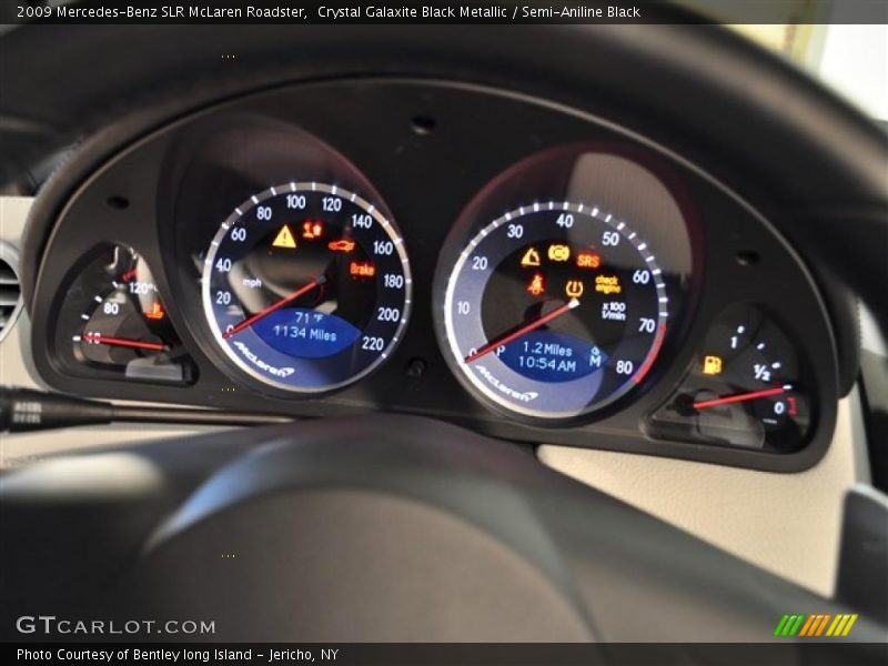  2009 SLR McLaren Roadster McLaren Roadster Gauges