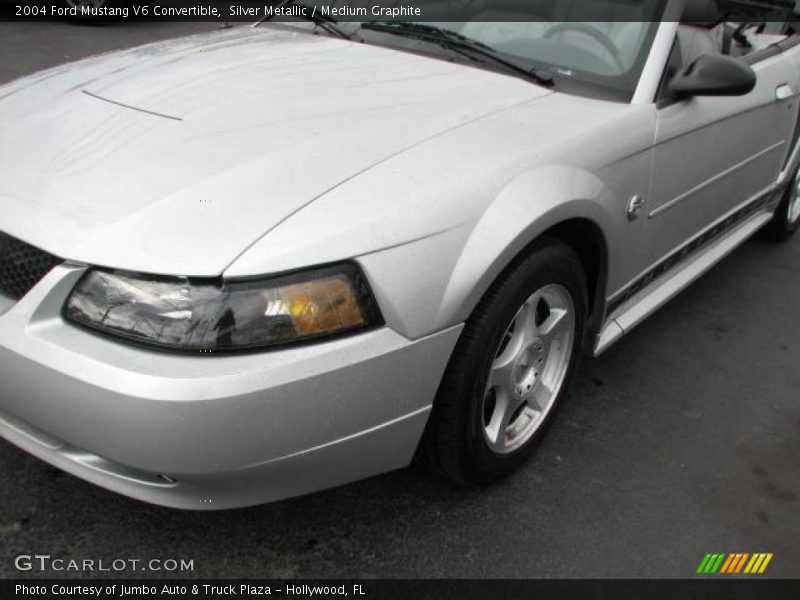 Silver Metallic / Medium Graphite 2004 Ford Mustang V6 Convertible
