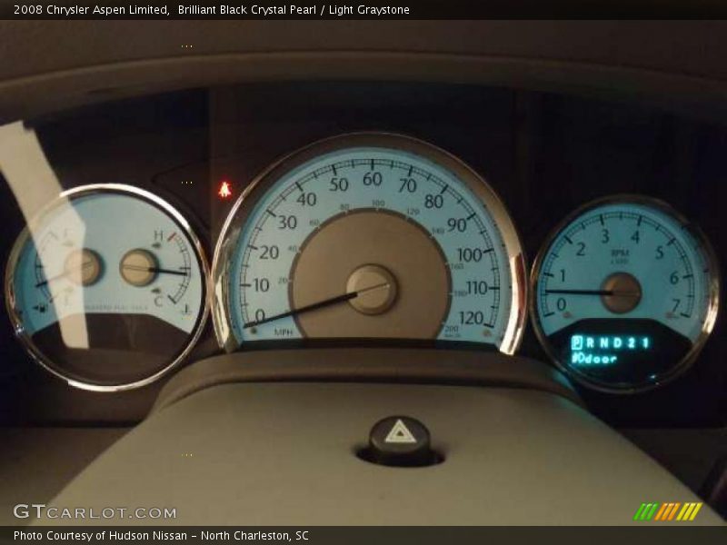 Brilliant Black Crystal Pearl / Light Graystone 2008 Chrysler Aspen Limited