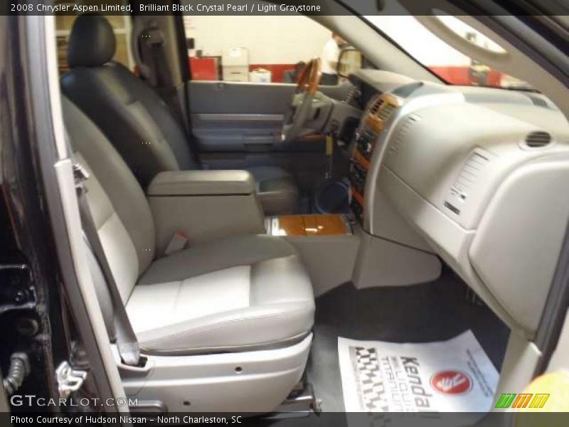 Brilliant Black Crystal Pearl / Light Graystone 2008 Chrysler Aspen Limited