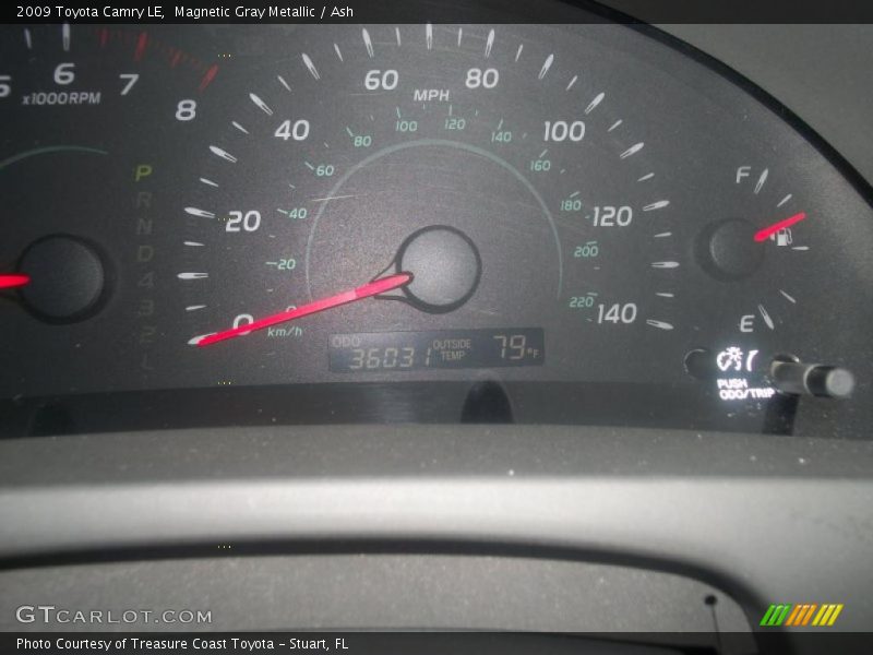 Magnetic Gray Metallic / Ash 2009 Toyota Camry LE