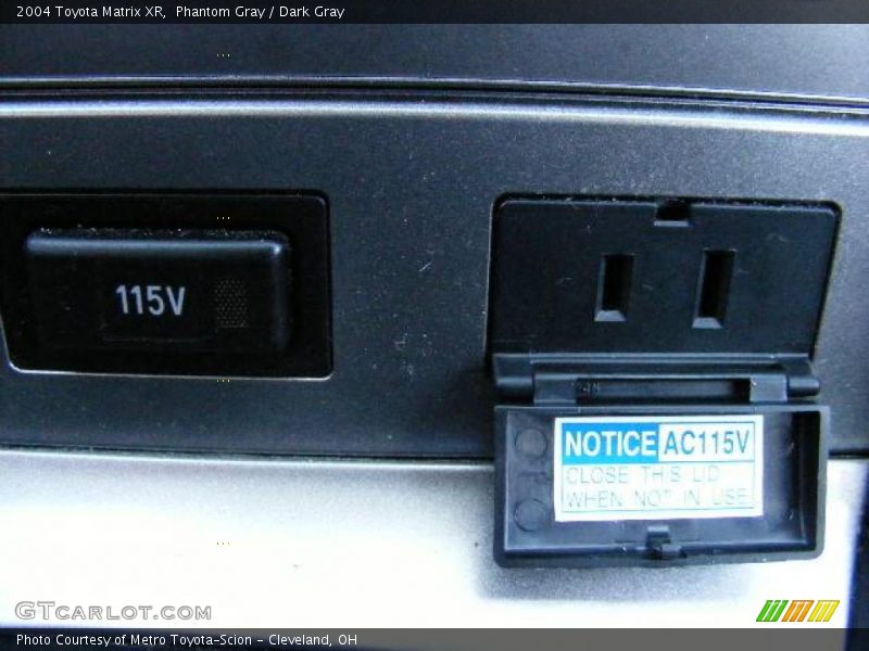 Phantom Gray / Dark Gray 2004 Toyota Matrix XR