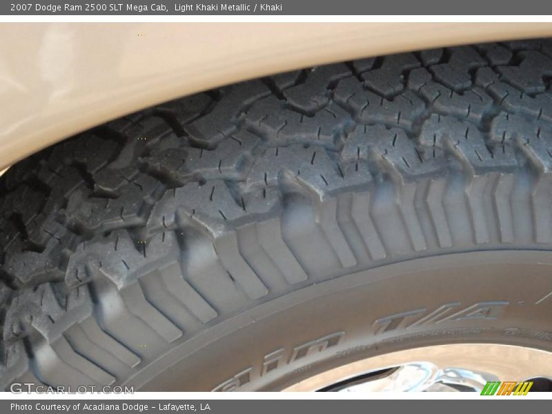 Light Khaki Metallic / Khaki 2007 Dodge Ram 2500 SLT Mega Cab