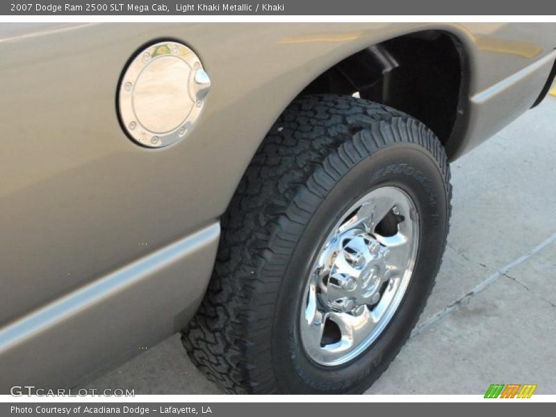 Light Khaki Metallic / Khaki 2007 Dodge Ram 2500 SLT Mega Cab