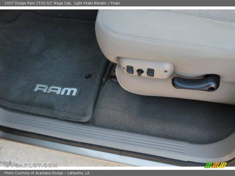 Light Khaki Metallic / Khaki 2007 Dodge Ram 2500 SLT Mega Cab