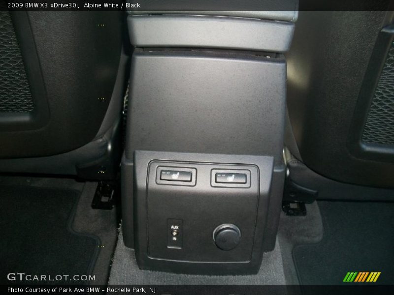 Alpine White / Black 2009 BMW X3 xDrive30i