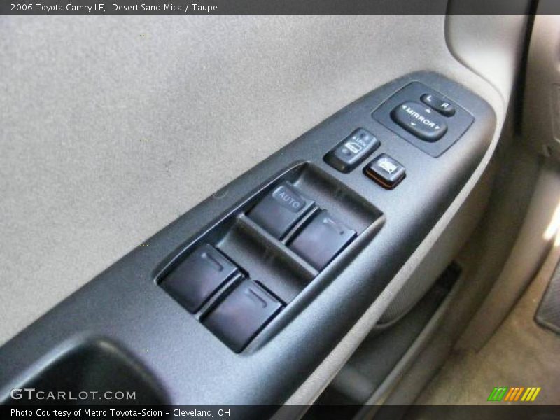Desert Sand Mica / Taupe 2006 Toyota Camry LE