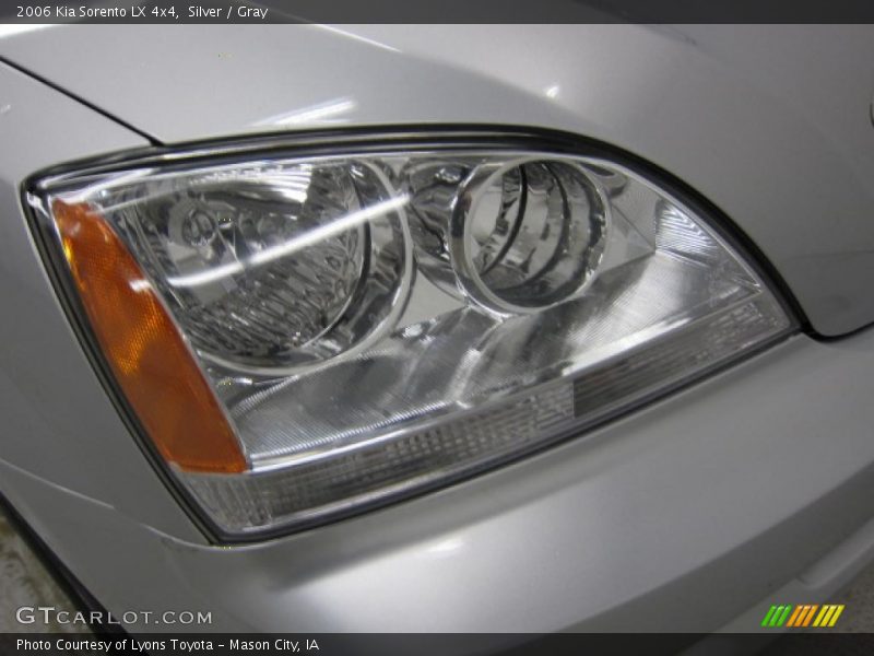 Silver / Gray 2006 Kia Sorento LX 4x4