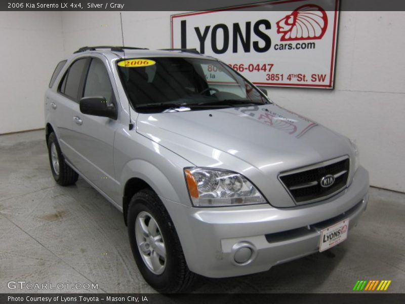 Silver / Gray 2006 Kia Sorento LX 4x4