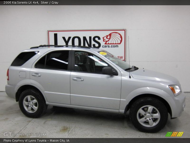 Silver / Gray 2006 Kia Sorento LX 4x4