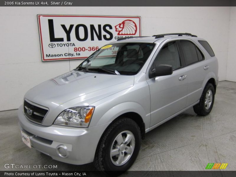 Silver / Gray 2006 Kia Sorento LX 4x4