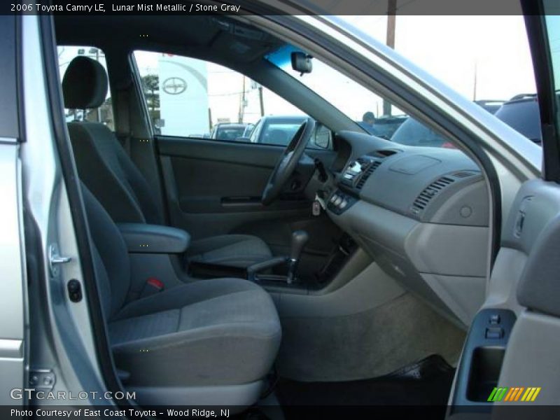 Lunar Mist Metallic / Stone Gray 2006 Toyota Camry LE