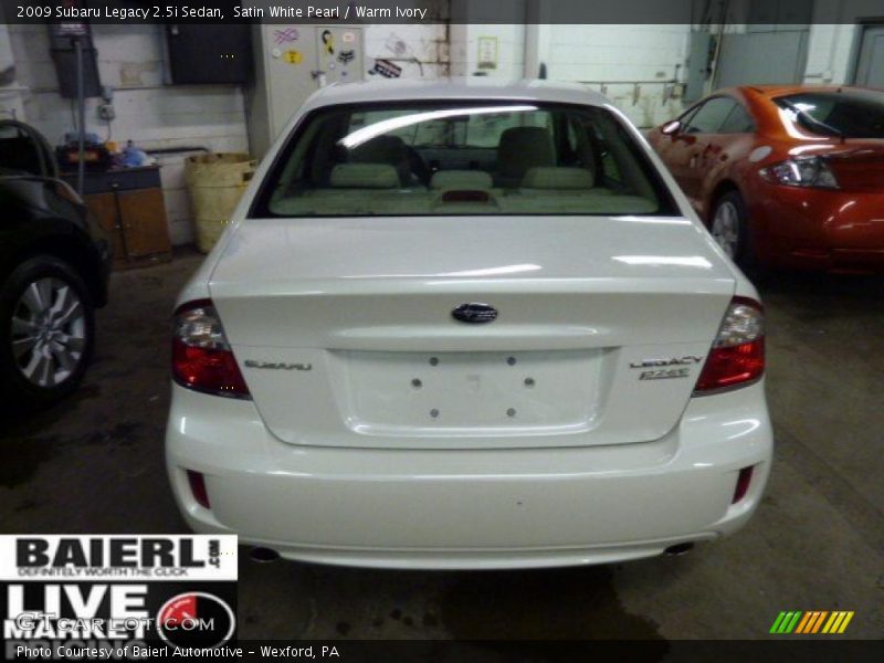 Satin White Pearl / Warm Ivory 2009 Subaru Legacy 2.5i Sedan