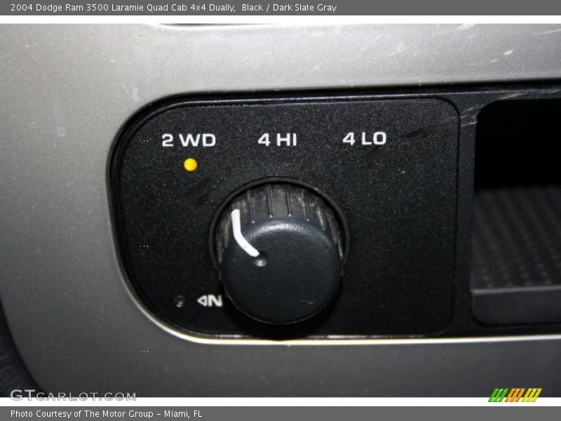 Controls of 2004 Ram 3500 Laramie Quad Cab 4x4 Dually