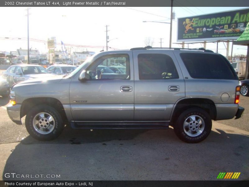 Light Pewter Metallic / Tan/Neutral 2002 Chevrolet Tahoe LT 4x4