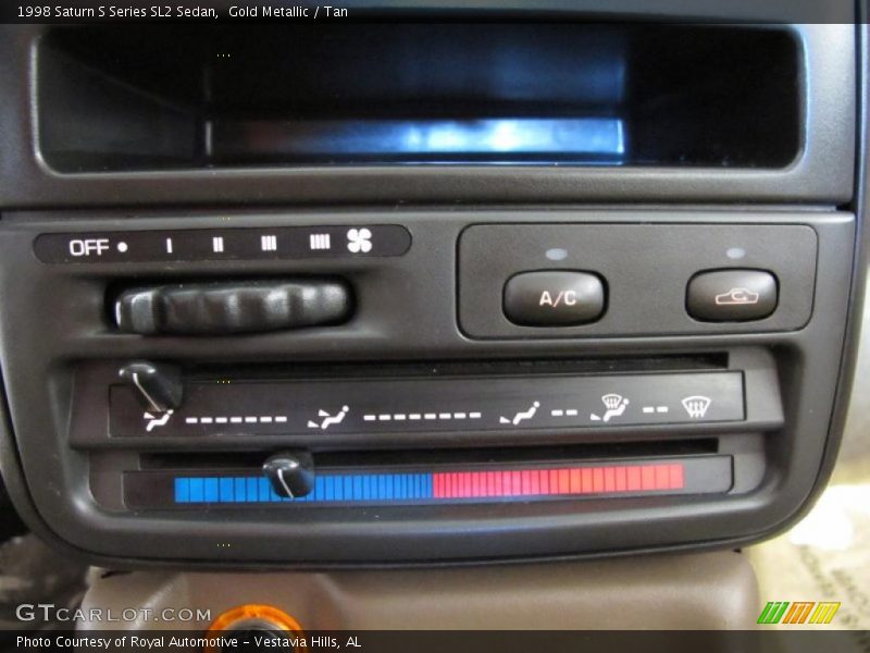 Controls of 1998 S Series SL2 Sedan