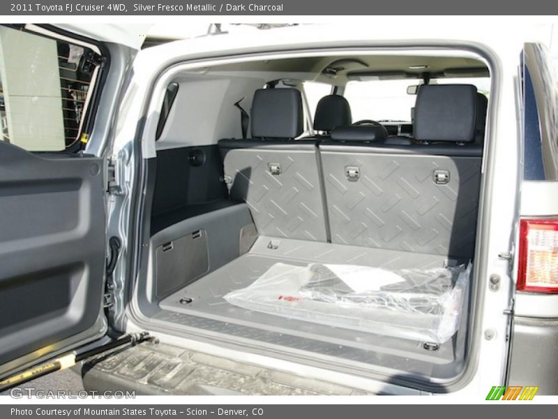  2011 FJ Cruiser 4WD Trunk