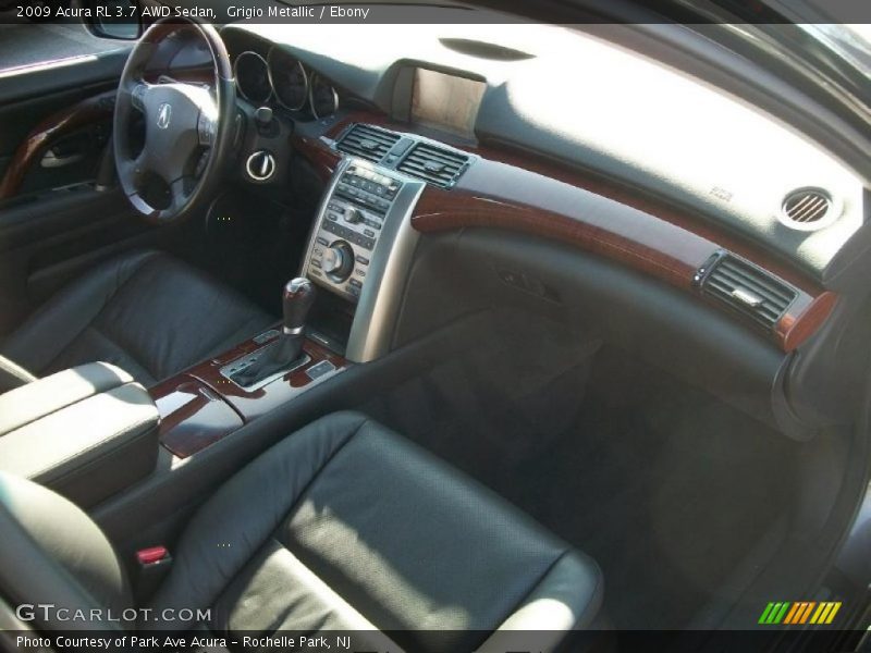 Dashboard of 2009 RL 3.7 AWD Sedan