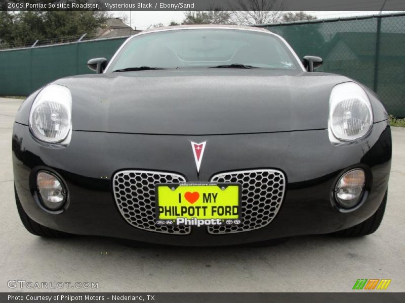 Mysterious Black / Ebony/Sand 2009 Pontiac Solstice Roadster