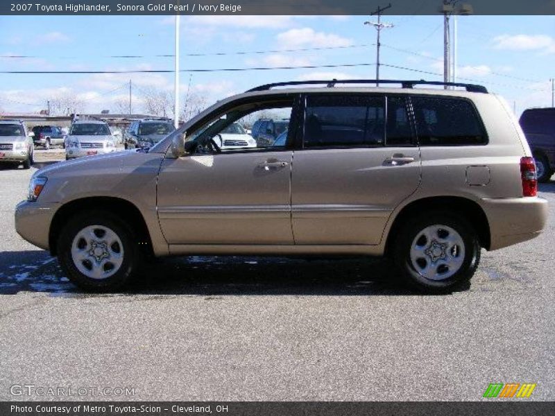 Sonora Gold Pearl / Ivory Beige 2007 Toyota Highlander