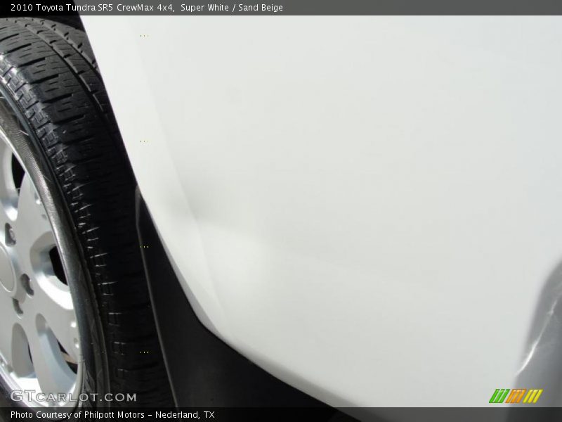 Super White / Sand Beige 2010 Toyota Tundra SR5 CrewMax 4x4