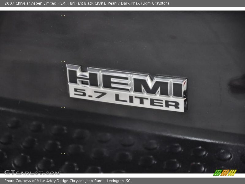 Brilliant Black Crystal Pearl / Dark Khaki/Light Graystone 2007 Chrysler Aspen Limited HEMI