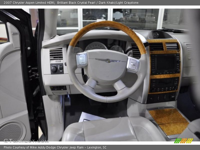 Brilliant Black Crystal Pearl / Dark Khaki/Light Graystone 2007 Chrysler Aspen Limited HEMI