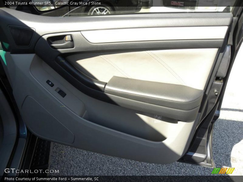 Galactic Gray Mica / Stone 2004 Toyota 4Runner SR5