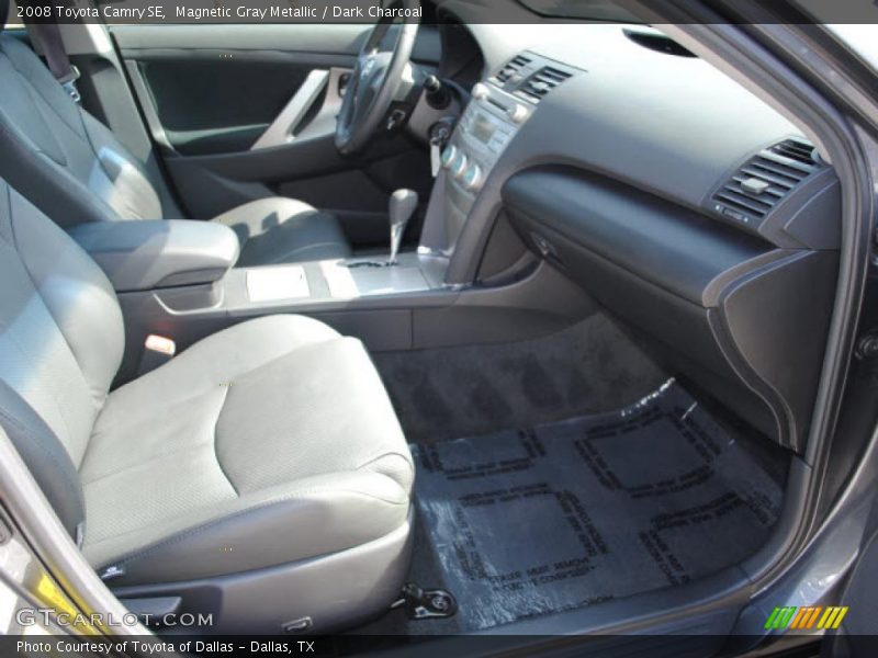Magnetic Gray Metallic / Dark Charcoal 2008 Toyota Camry SE