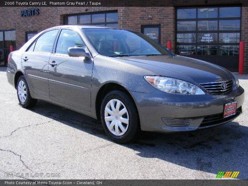 Phantom Gray Pearl / Taupe 2006 Toyota Camry LE