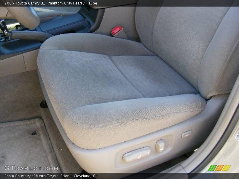 Phantom Gray Pearl / Taupe 2006 Toyota Camry LE