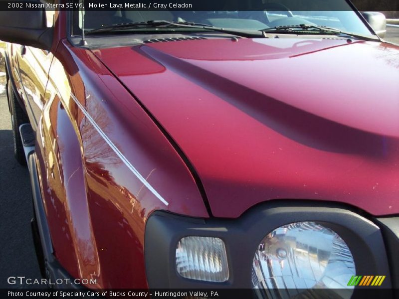 Molten Lava Metallic / Gray Celadon 2002 Nissan Xterra SE V6