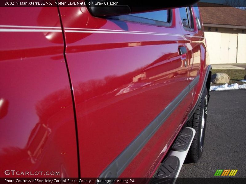 Molten Lava Metallic / Gray Celadon 2002 Nissan Xterra SE V6