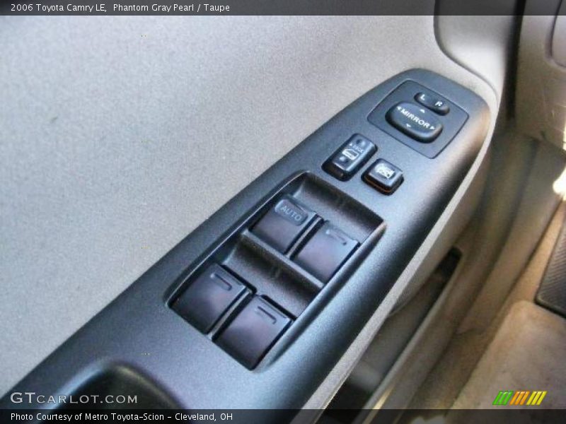 Phantom Gray Pearl / Taupe 2006 Toyota Camry LE