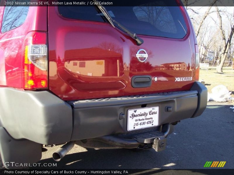 Molten Lava Metallic / Gray Celadon 2002 Nissan Xterra SE V6