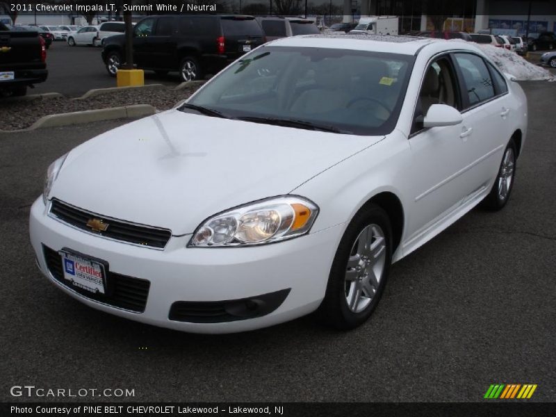 Front 3/4 View of 2011 Impala LT