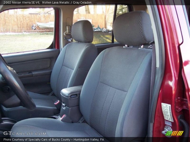 Molten Lava Metallic / Gray Celadon 2002 Nissan Xterra SE V6