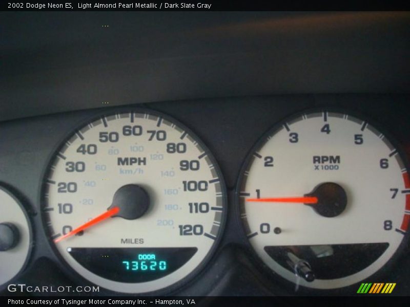 Light Almond Pearl Metallic / Dark Slate Gray 2002 Dodge Neon ES