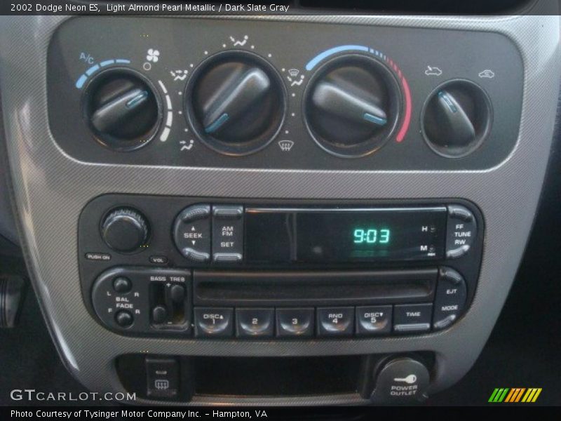 Light Almond Pearl Metallic / Dark Slate Gray 2002 Dodge Neon ES