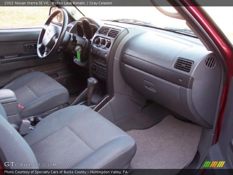  2002 Xterra SE V6 Gray Celadon Interior