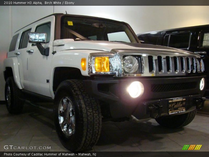 Birch White / Ebony 2010 Hummer H3 Alpha