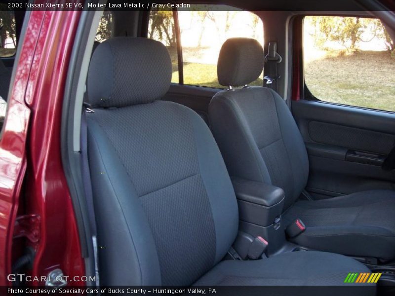 Molten Lava Metallic / Gray Celadon 2002 Nissan Xterra SE V6
