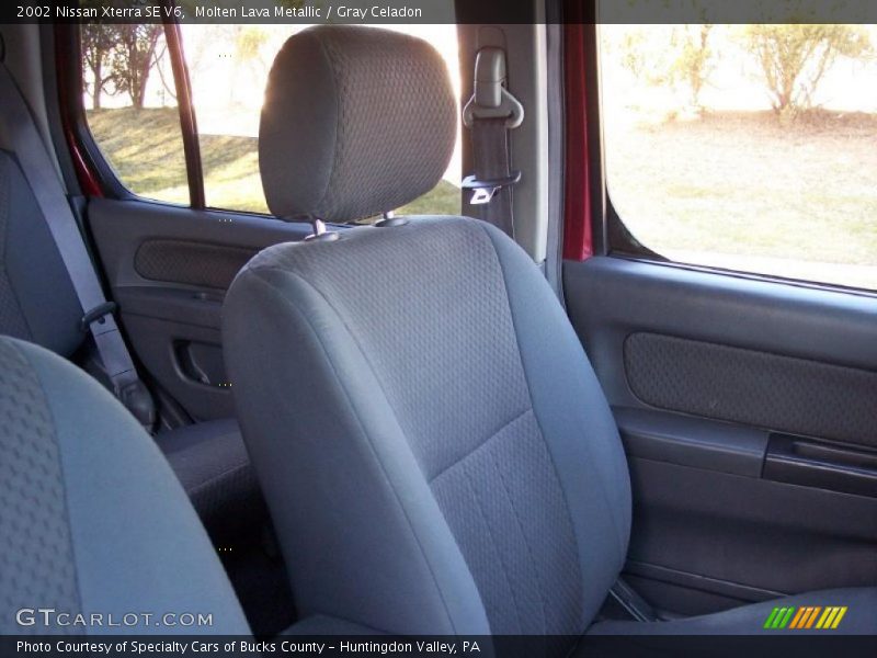 Molten Lava Metallic / Gray Celadon 2002 Nissan Xterra SE V6
