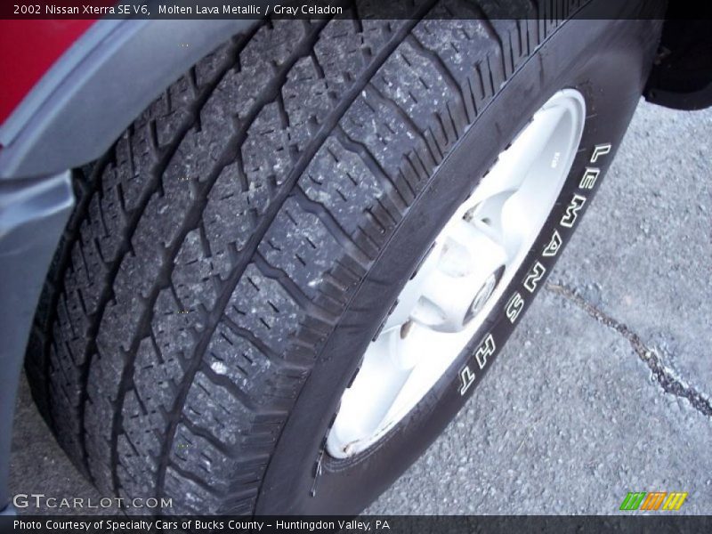 Molten Lava Metallic / Gray Celadon 2002 Nissan Xterra SE V6