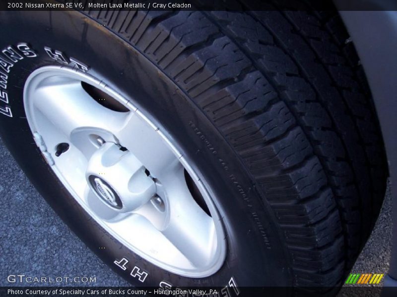 Molten Lava Metallic / Gray Celadon 2002 Nissan Xterra SE V6