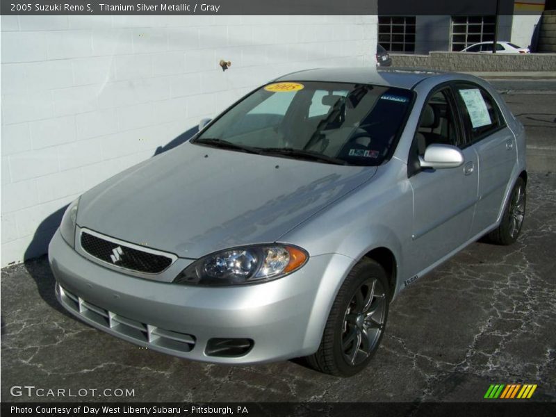 Titanium Silver Metallic / Gray 2005 Suzuki Reno S