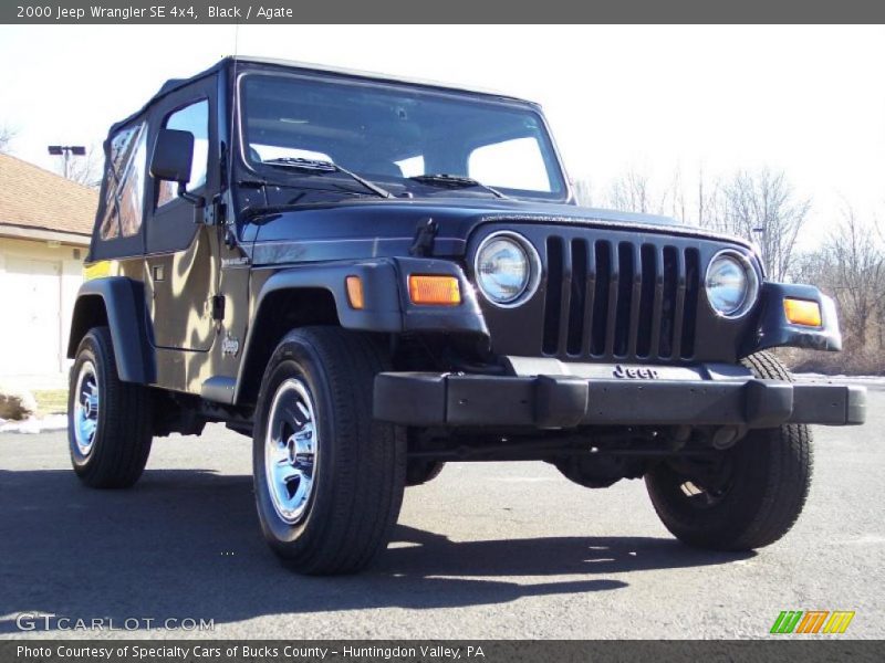 Black / Agate 2000 Jeep Wrangler SE 4x4