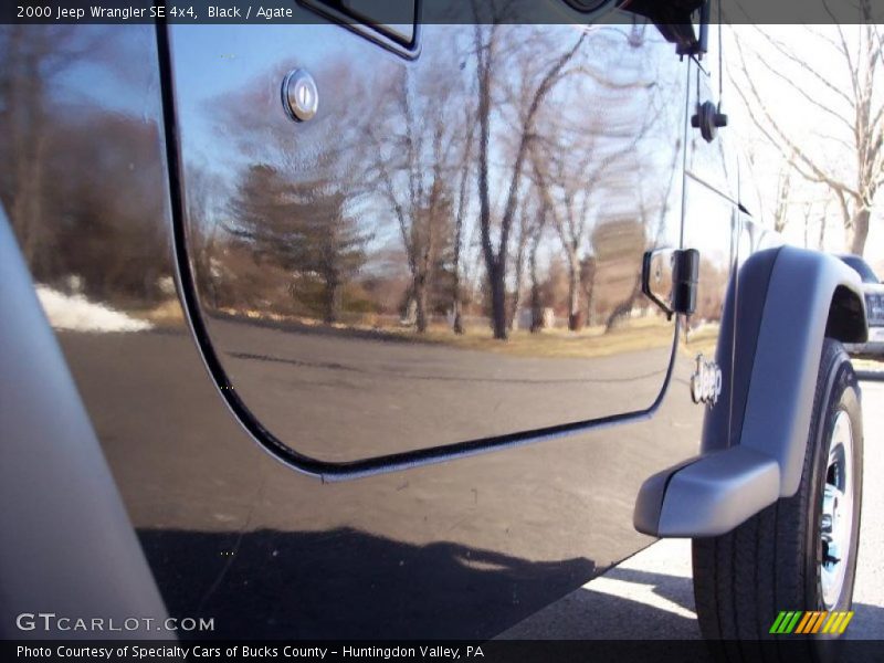 Black / Agate 2000 Jeep Wrangler SE 4x4